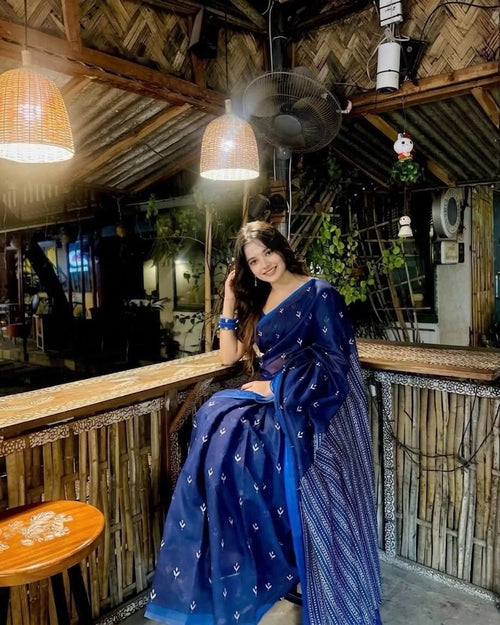 নীল - চান্দেরি সিল্ক শাড়ি