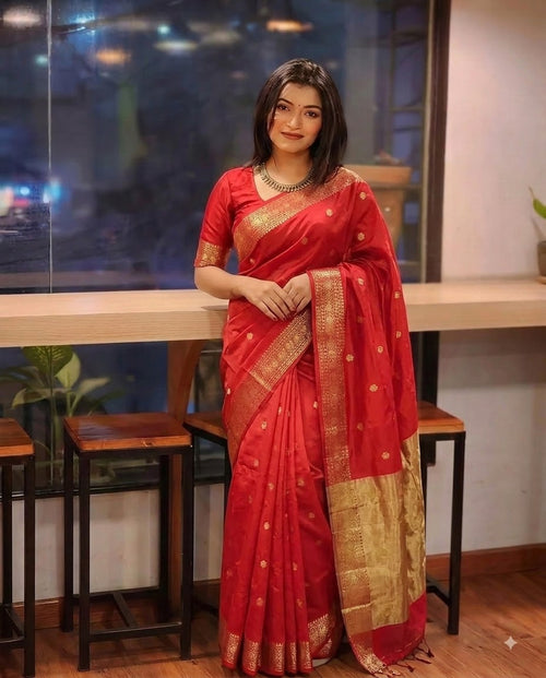 টাঙ্গাইল নকশী পাড় শাড়ি — লাল