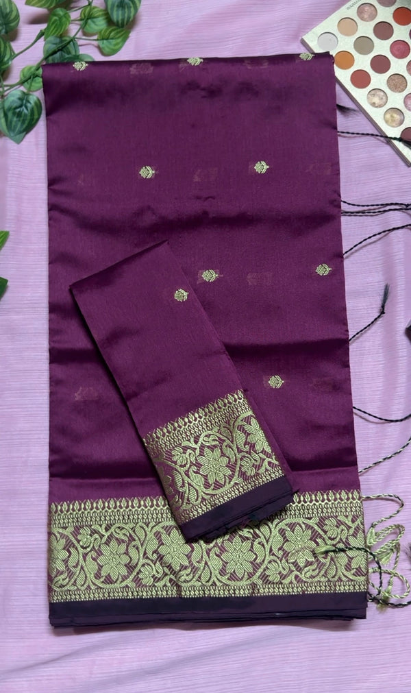 টাঙ্গাইল নকশী পাড় শাড়ি—বেরি