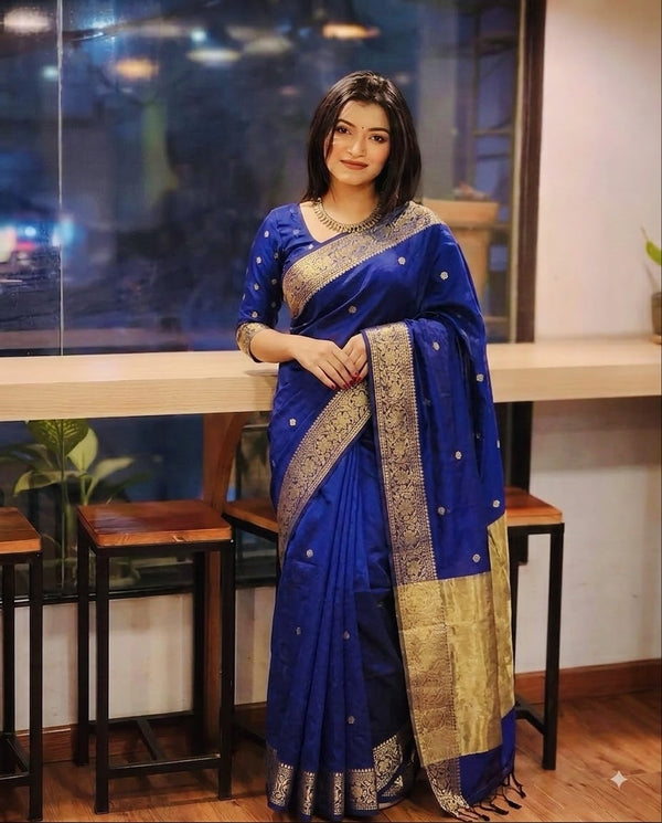 টাঙ্গাইল নকশী পাড় শাড়ি— নীল