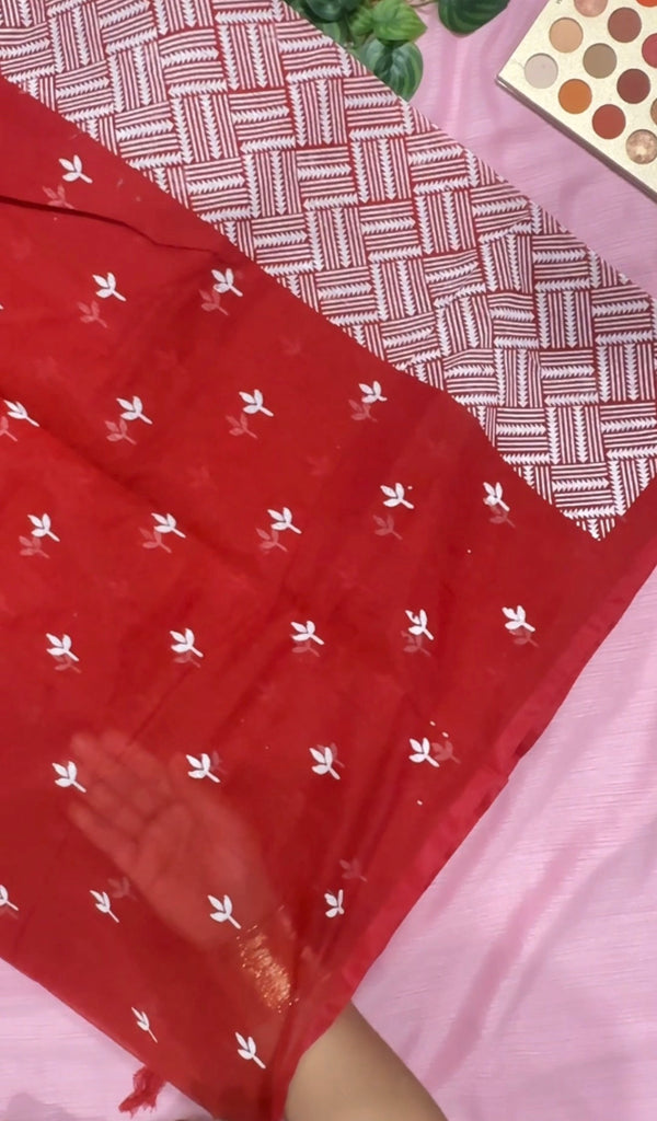 চুনা প্রিন্ট শাড়ি—হাফ সিল্ক (ব্লাউজ পিস থাকবে না)