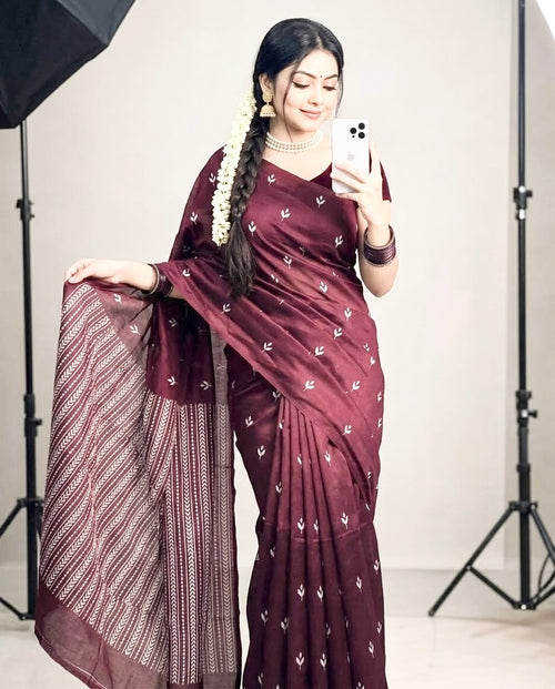 চকলেট - চান্দেরি সিল্ক শাড়ি