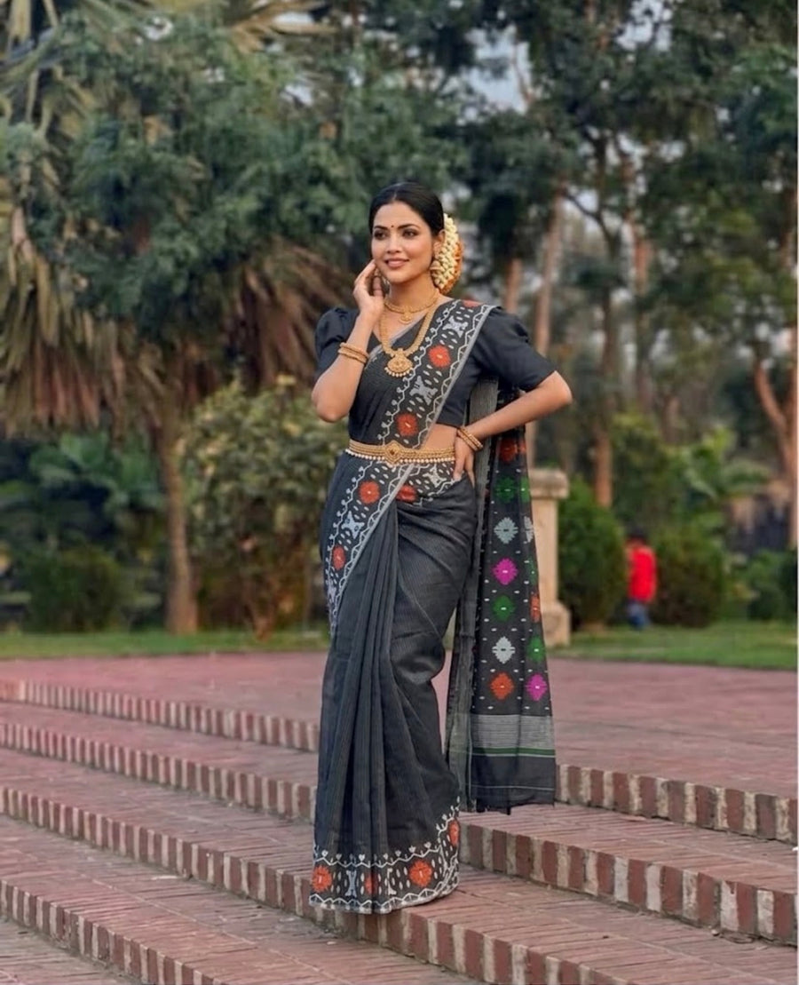 চুনা প্রিন্ট হাফ সিল্ক শাড়ি  (ব্লাউজ পিস থাকবে না)