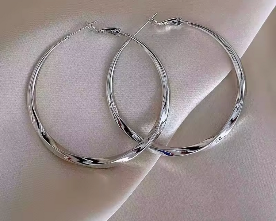 ক্লাসিক সিলভার হুপ