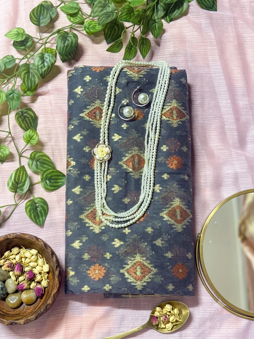 Charcoal Grey & Copper Zari Jamdani – চারকোল গ্রে জামদানি শাড়ি