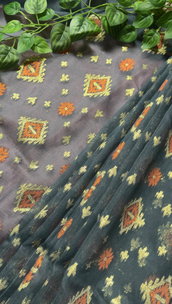 Charcoal Grey & Copper Zari Jamdani – চারকোল গ্রে জামদানি শাড়ি